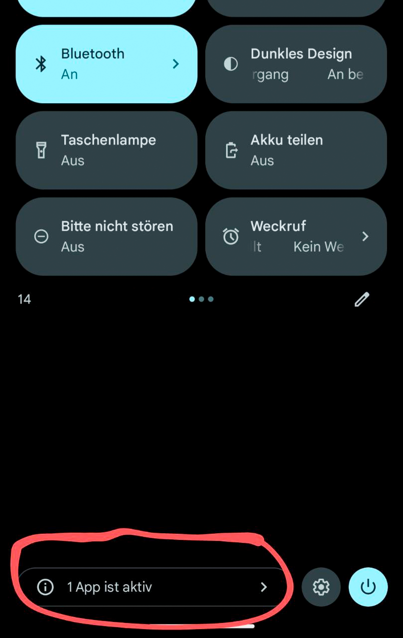 Screenshot of Android show app active in background